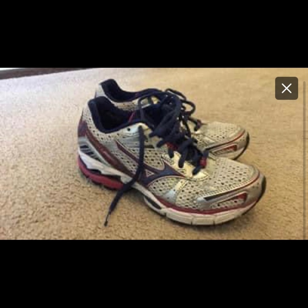 Mizuno Wave Inspire 8, size 6.5